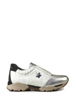 Carregar imagem no visualizador da galeria, Ténis em Pelo Branco
