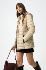 Carregar imagem no visualizador da galeria, CASACO
