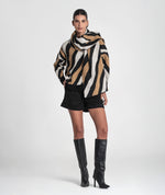 Carregar imagem no visualizador da galeria, Suéter com estampa animal em jacquard de zebra

