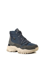 Carregar imagem no visualizador da galeria, Ténis em Tecido Azul e Camurça
