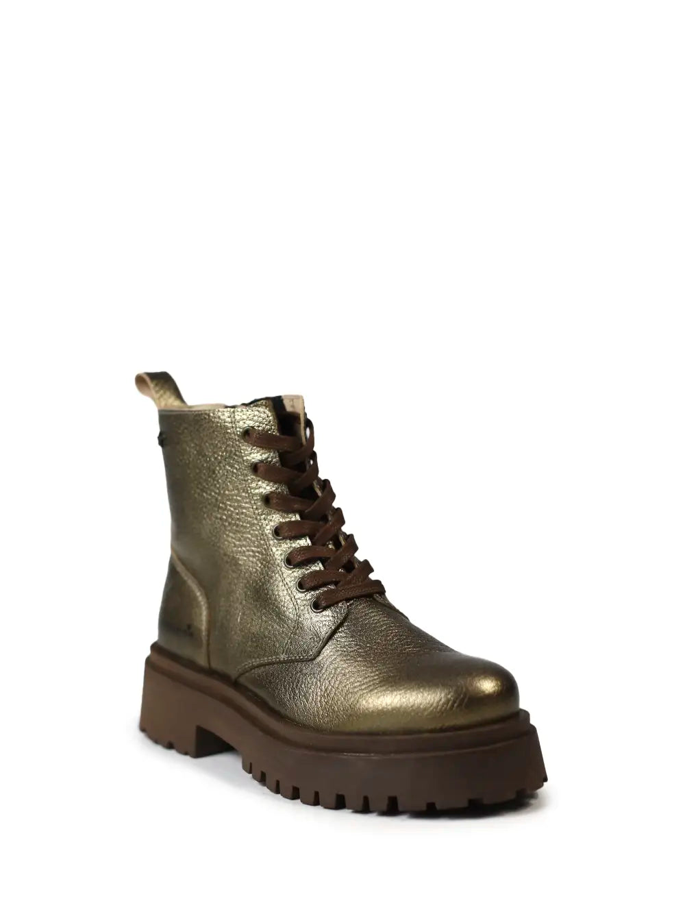 Bota em Pele Dourada e Sola Tratorada