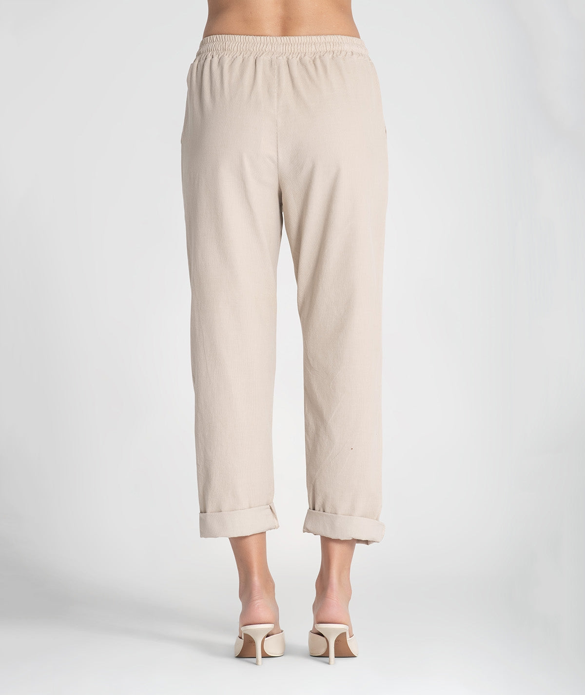 Calças largas com elástico