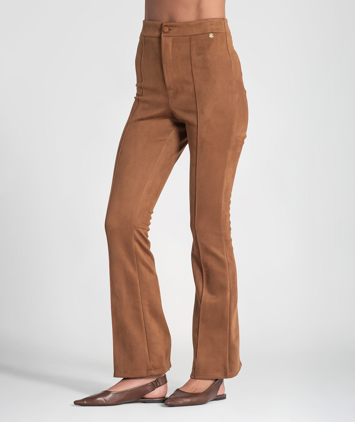 Calça boca de sino