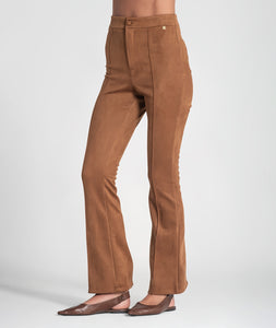 Calça boca de sino