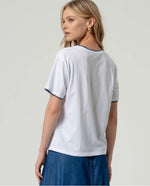 Carregar imagem no visualizador da galeria, T-SHIRT Branca
