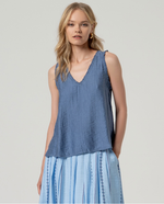 Carregar imagem no visualizador da galeria, Top de alças com decote V
