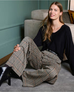 Carregar imagem no visualizador da galeria, Calças largas
