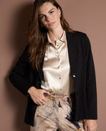 Carregar imagem no visualizador da galeria, Camisa Cetim
