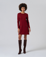 Carregar imagem no visualizador da galeria, Vestido preto curto, reto e evasê
